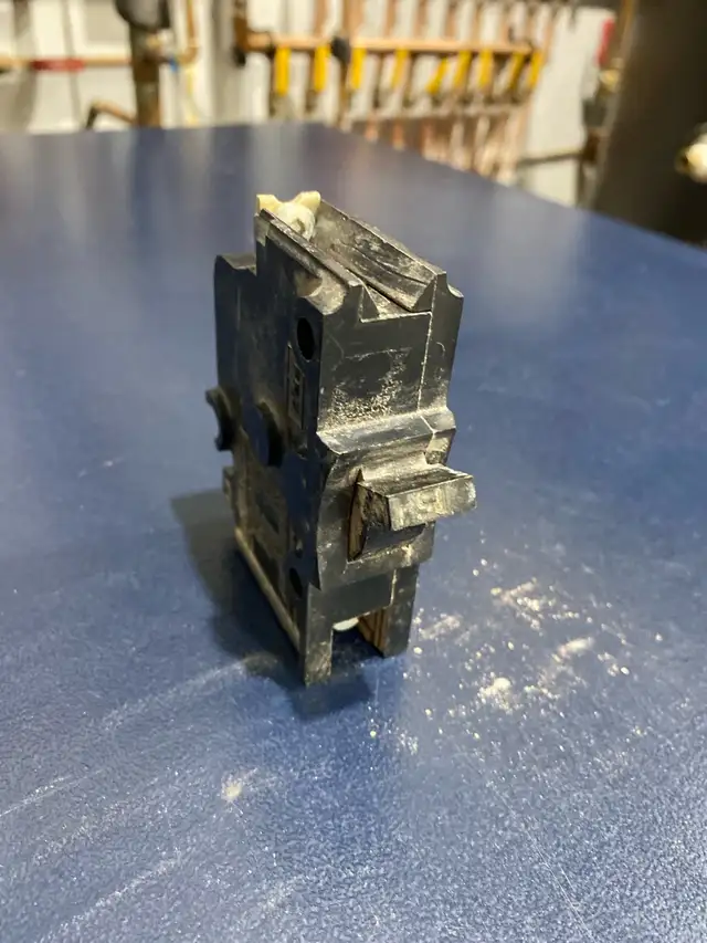 federal pioneer breakers in Electrical in Summerside - Image 3