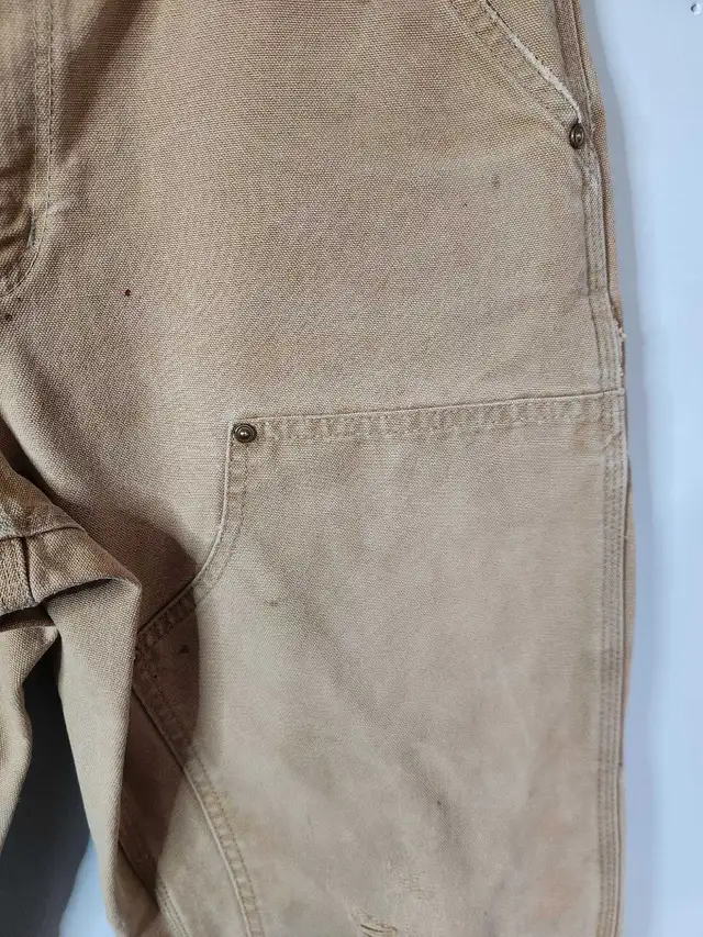 Vintage Mens Carhartt Pants 32x30 in Men's in Hamilton - Image 7