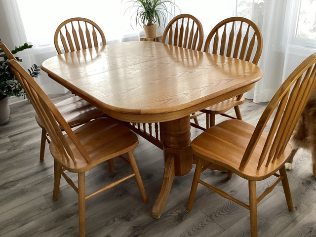 Ensemble de salle à manger  dans Mobilier de salle à manger et cuisine  à Shawinigan