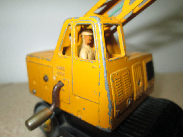 DINKY Coles Mobile Crane No. 971 Circa 1954-65 in Toys & Games in Hamilton - Image 3