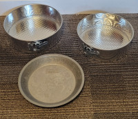 3-Piece Metal Bakeware Set