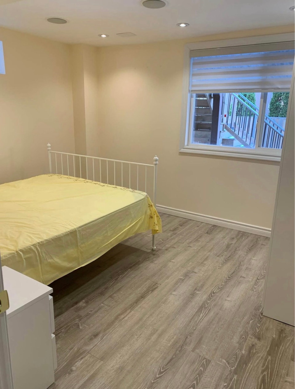 Legal Furnished walk-Out Basement for Rent in Richmond 4
