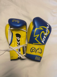 Brand New : Boxing headgear, sparring gloves and groin protector