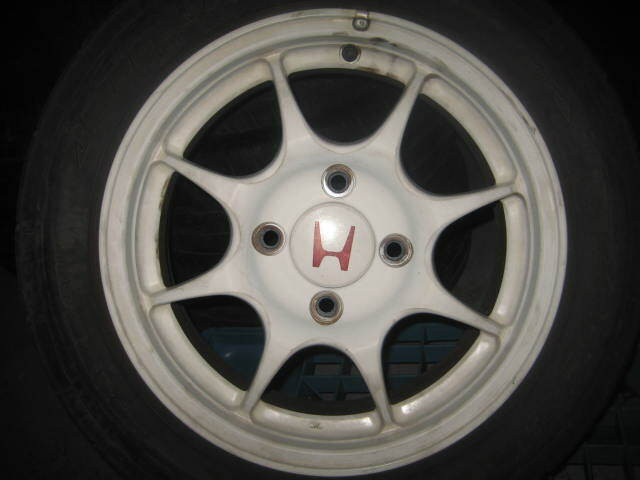 HONDA ACURA INTEGRA 4X114.3 OEM MAG WHEELS 195-55-15 dans Moteur, Pièces de Moteur  à Ouest de l’Île - Image 4