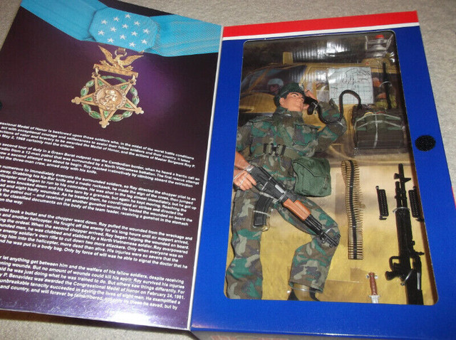 GI Joe Medal of Honor Recipent Roy P. Benavidez 1/6 in Toys & Games in Markham / York Region - Image 2