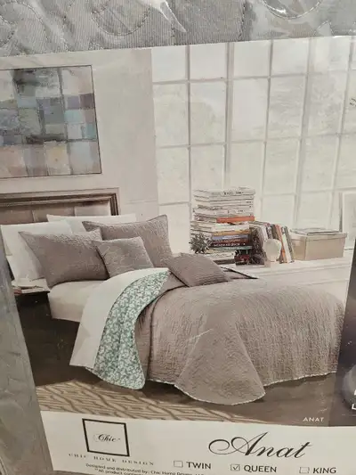 Chic Home Design Anat 5-Piece Reversible Queen Quilt Set, View more