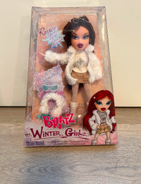 Bratz Doll Winter Girlz Girls Roxxi *RARE