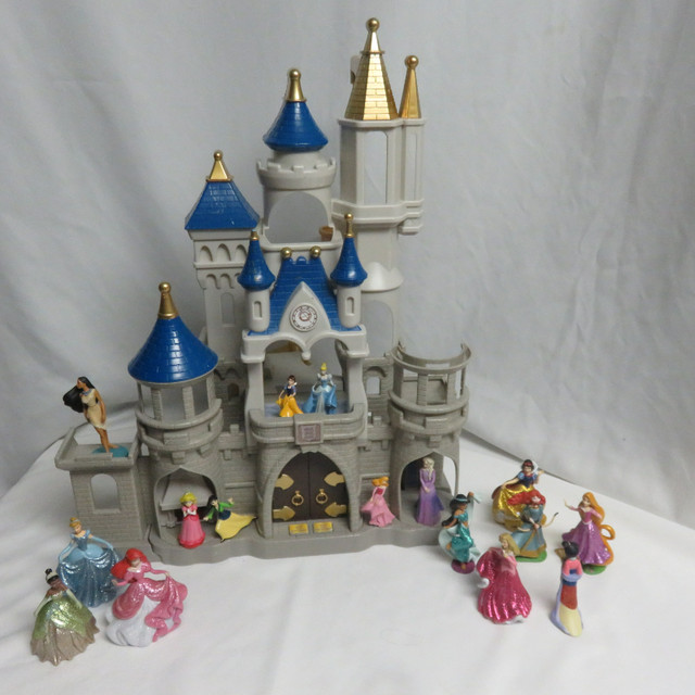 Disney World Cinderella Castle Purchased in USA Retail $200 in Toys & Games in Red Deer