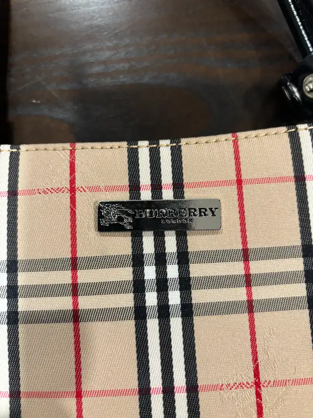 Burberry Handbag in Women's - Bags & Wallets in London - Image 6