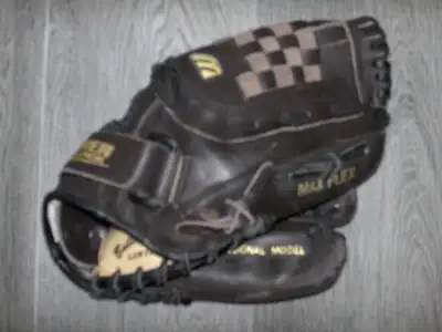 MIZUNO MFX122 12" Softball Gloves, View more