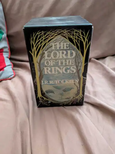 Lord of the rings box set Books, View more