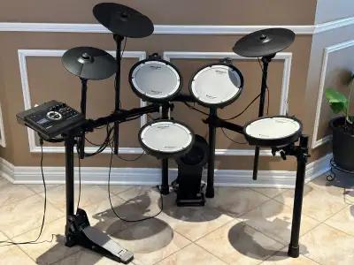 Roland TD-17 Electronic Drum Set in excellent condition. All mesh heads. Everything in the picture i...