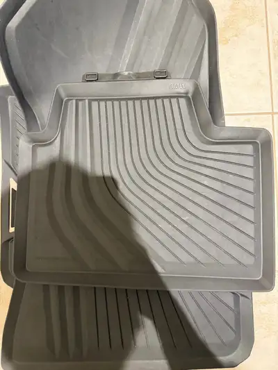 Winter mats bmw 330i original from dealership model 2022-2025