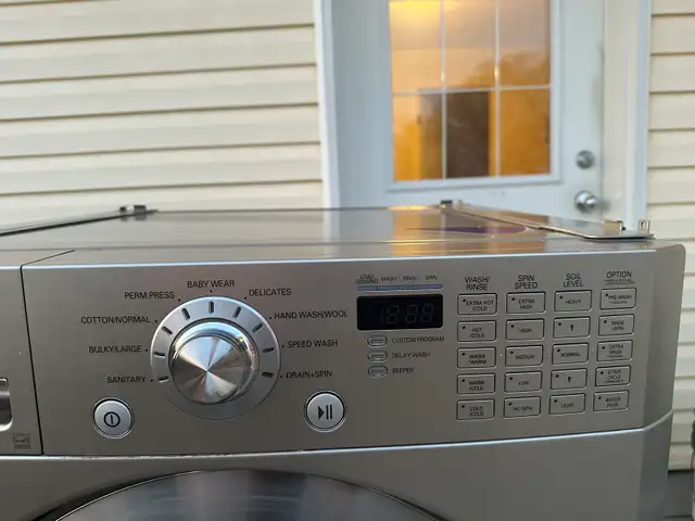 LG Washing Machine441979109964533761