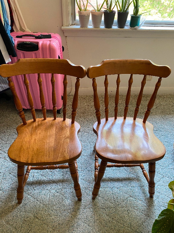 Dinning table and chairs Dining Tables & Sets Winnipeg Kijiji