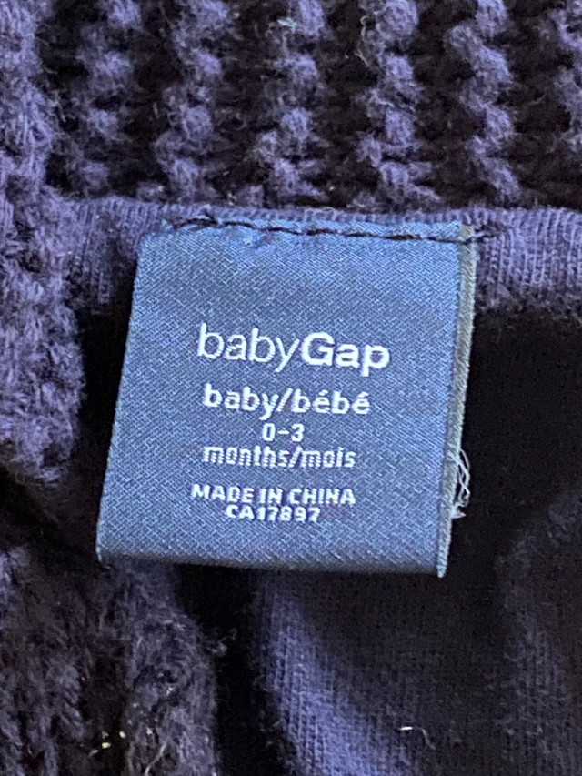 Boys Baby Gap Zip Up Sweater - Size 0-3 monthd in Clothing - 0-3 Months in Kitchener / Waterloo - Image 3
