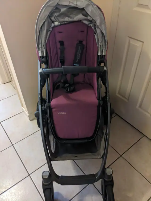 Uppa Baby Vista Stroller and Basinet in Strollers, Carriers & Car Seats in Markham / York Region - Image 3