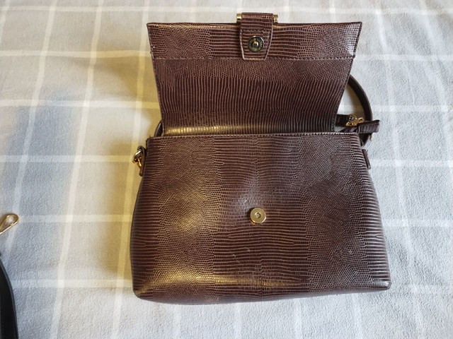 Miztique, vegan leather handbag in Women's - Bags & Wallets in Summerside - Image 2
