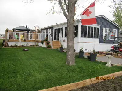 FOR SALE: MADE IN CANADA 2018 NORTHLANDER ESCAPE Asking: $250,000.00 JUST REDUCED $230,000.00 Campin...