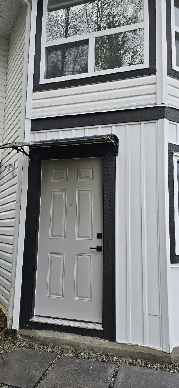 1 Bed 1 Bath House in Long Term Rentals in Mission - Image 8