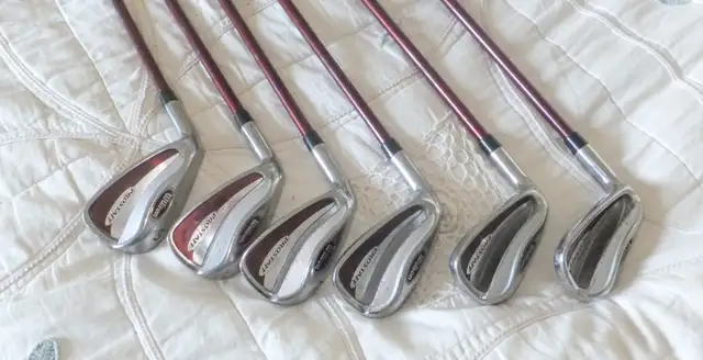 Wilson ProStaff Iron Set - left in Golf in Sarnia - Image 4