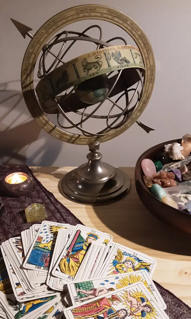 STAR TAROT Readings,  Astrological Guidance & Crystal Healing64661857861763120