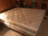 Queen sz bed for sale