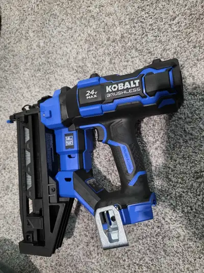 New/unused and has 5 yr warranty Price is firm No battery Tool only