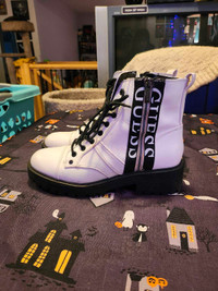 Black and White Guess Boots