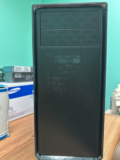 Fractal Design Focus G ATX Case in Desktop Computers in City of Toronto - Image 4