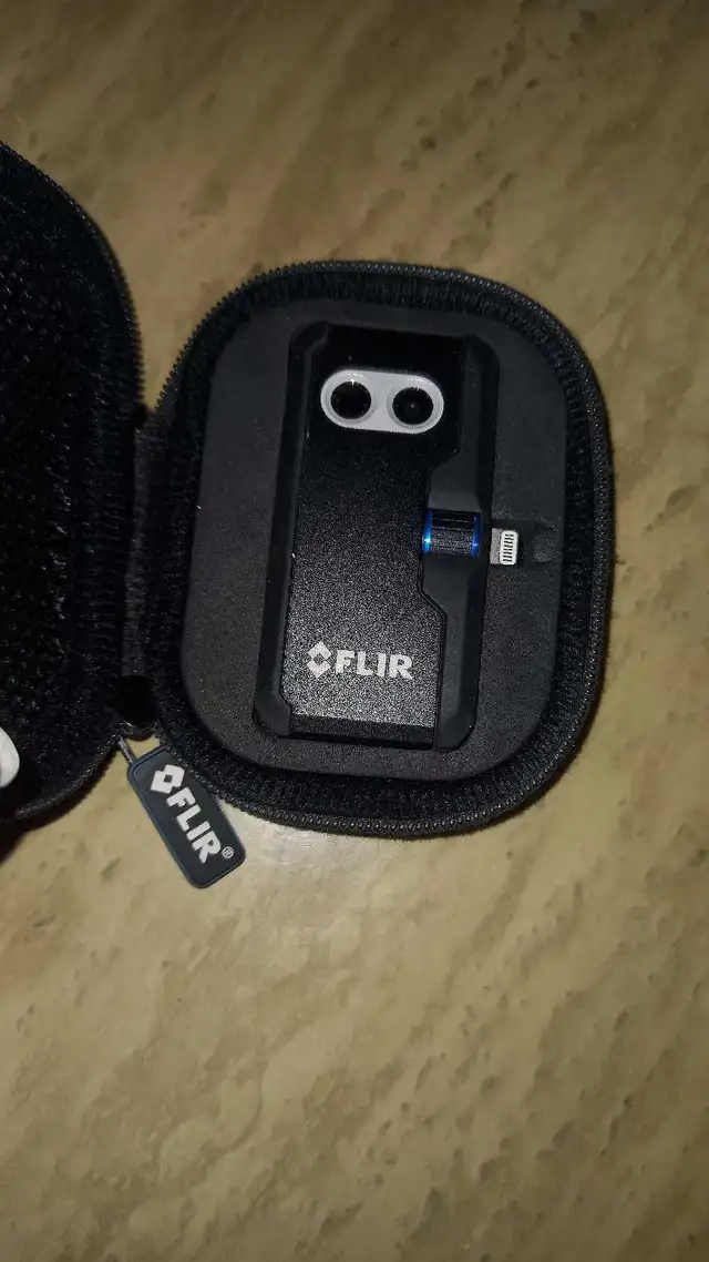 Flir one pro for ios with case 64324637321475120