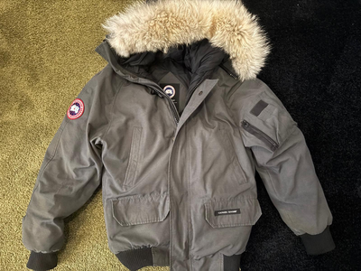 Canada Goose Chilliwack Bomber with fur XXS, View more
