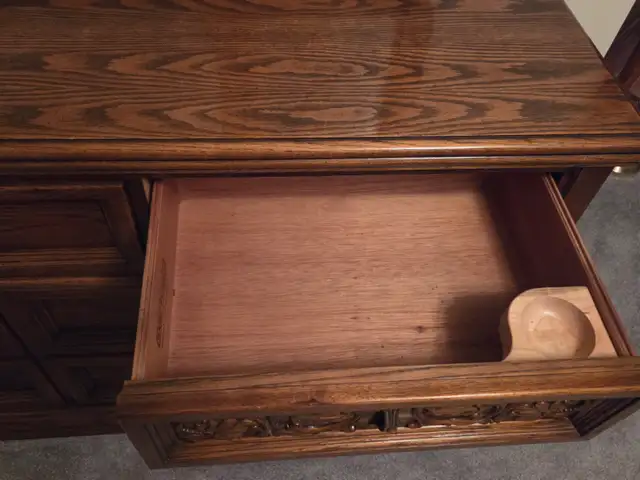 Queen Size Wood Bed Frame, Dresser With 3 Way Mirror. in Beds & Mattresses in Kelowna - Image 7