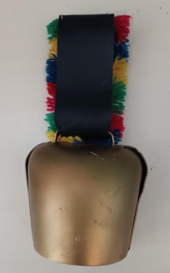 Vintage Swiss Alpine Painted Chalet Cow Bell with Fringed Strap in Arts & Collectibles in Markham / York Region - Image 4