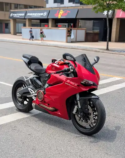 2016 panigale 959 This bike just had a desmo service 800km ago(currently riding) Ducabike: clear clu...