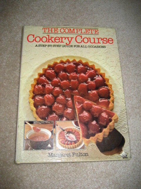 Cookery Course & Easy Entertaining Cookbooks - set of 2 in Other in Markham / York Region - Image 3