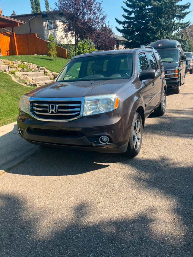 2012 HONDA PILOT TOURING EDITION (needs work) in Cars & Trucks in Calgary - Image 2