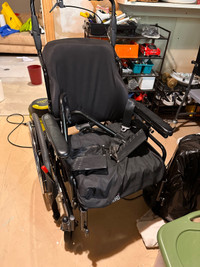Reclining mobility wheelchair