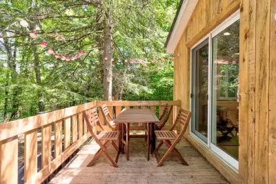 Chalets tout équipés en nature — près de Montréal - chien permis, View more