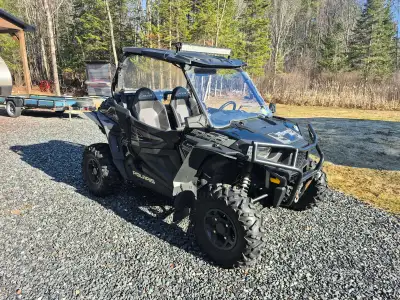 PRIX FERME – AUCUNE NÉGO ✨ FULL ÉQUIPÉ – PRÊT À ROULER ✨ 20 257 KM MOTEUR 1000cc 4 TEMPS – INJECTION...