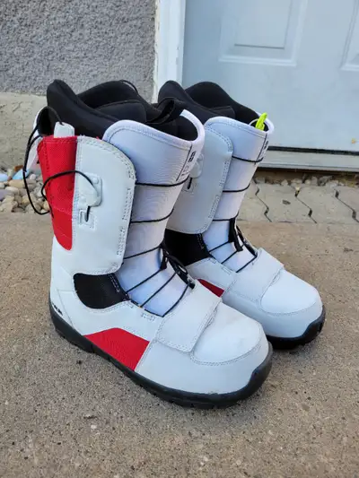 Forum snowboard boots men size 11, View more