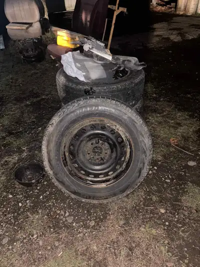 215/70R 60 Yokohama winter tires on Mitsubishi rims 5x114.3 new in November 2023, in great shape loo...