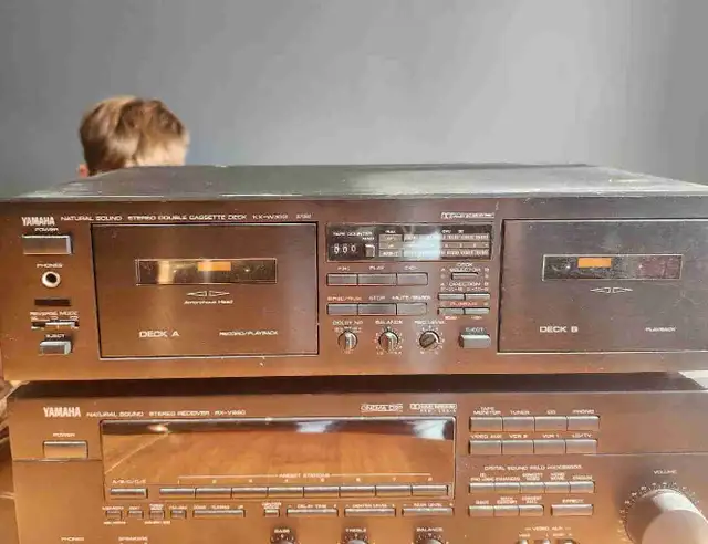 Yamaha KX-W332 Vintage Double Cassette Player in Stereo Systems & Home Theatre in Barrie - Image 2
