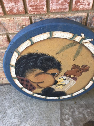 Honey Bee Bear painted stepping stone. 18 inch round by 2 inches. Hand painted by local artist. Very...