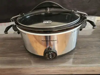 Hamilton Beach 6 Quart Stay or Go™ Deluxe Slow Cooker, View more