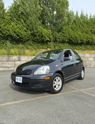 One owner for nearly 20 years! Clean title, local BC car with no major accidents or issues! 2005 Toy...