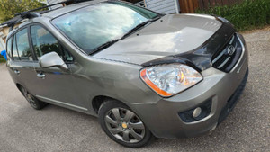 2009 Kia Rondo