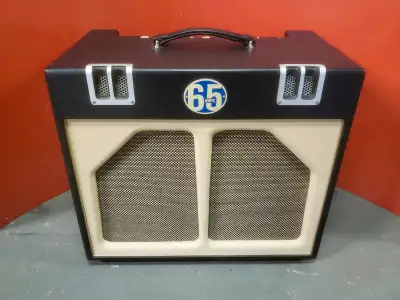 65 Amps Lil Elvis made in USA, 12 watts, avec tremolo...$1600...Échange considéré guitare Fender ou...