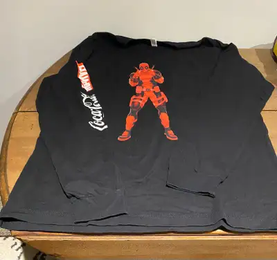 Coca Cola Marvel Deadpool Shirt XL, View more
