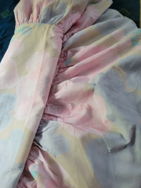 Twin Multicolor Bedspread & Pillow Sham